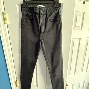 Levi's Women's Charcoal Super Skinny Jeans